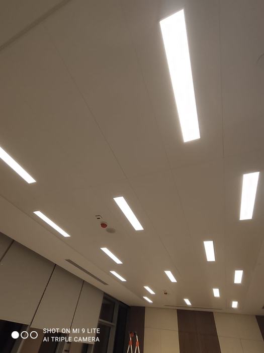 Ofis və kommersiya məkanı üçün panel işıqlandırma